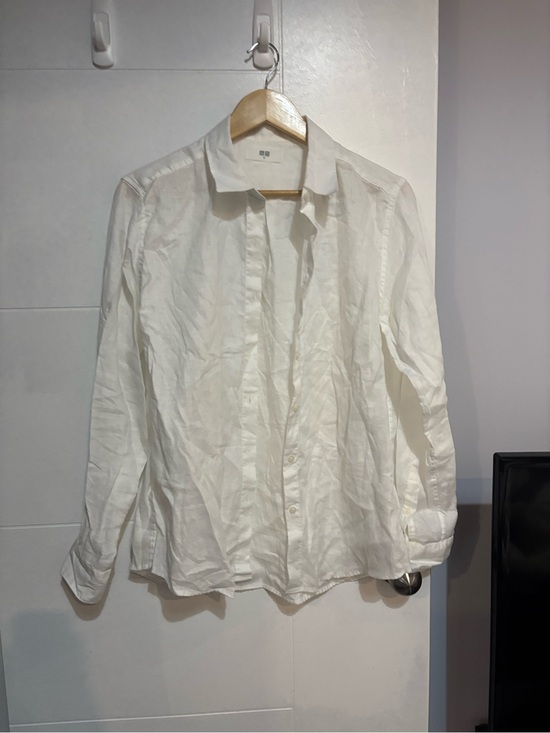 Uniqlo Tops - Uniqlo White Women's Long-Sleeve Button Shirt